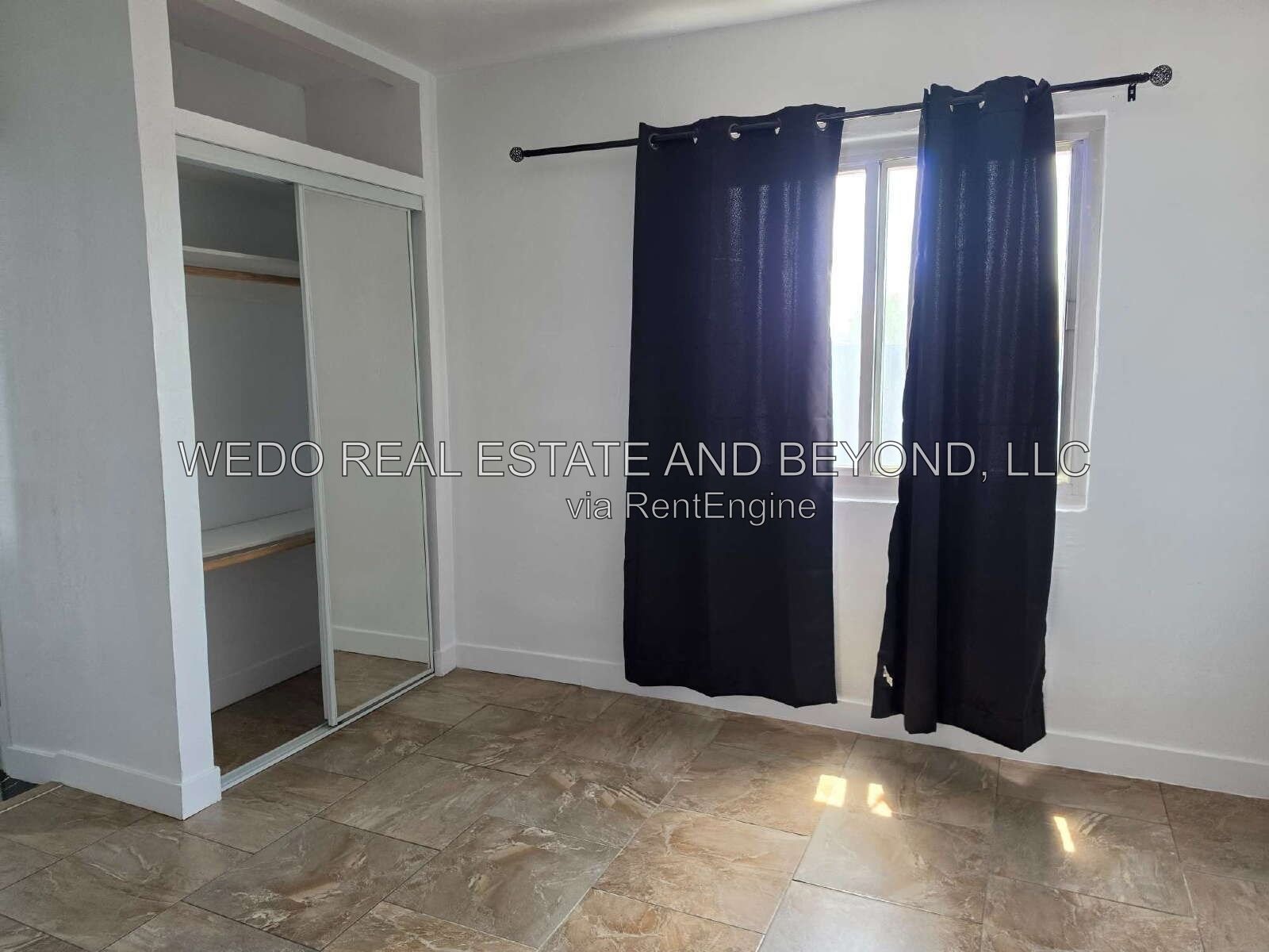 UPDATED 2 BEDROOM, 2 BATH NEAR DOWNTOWN PHOENIX property image