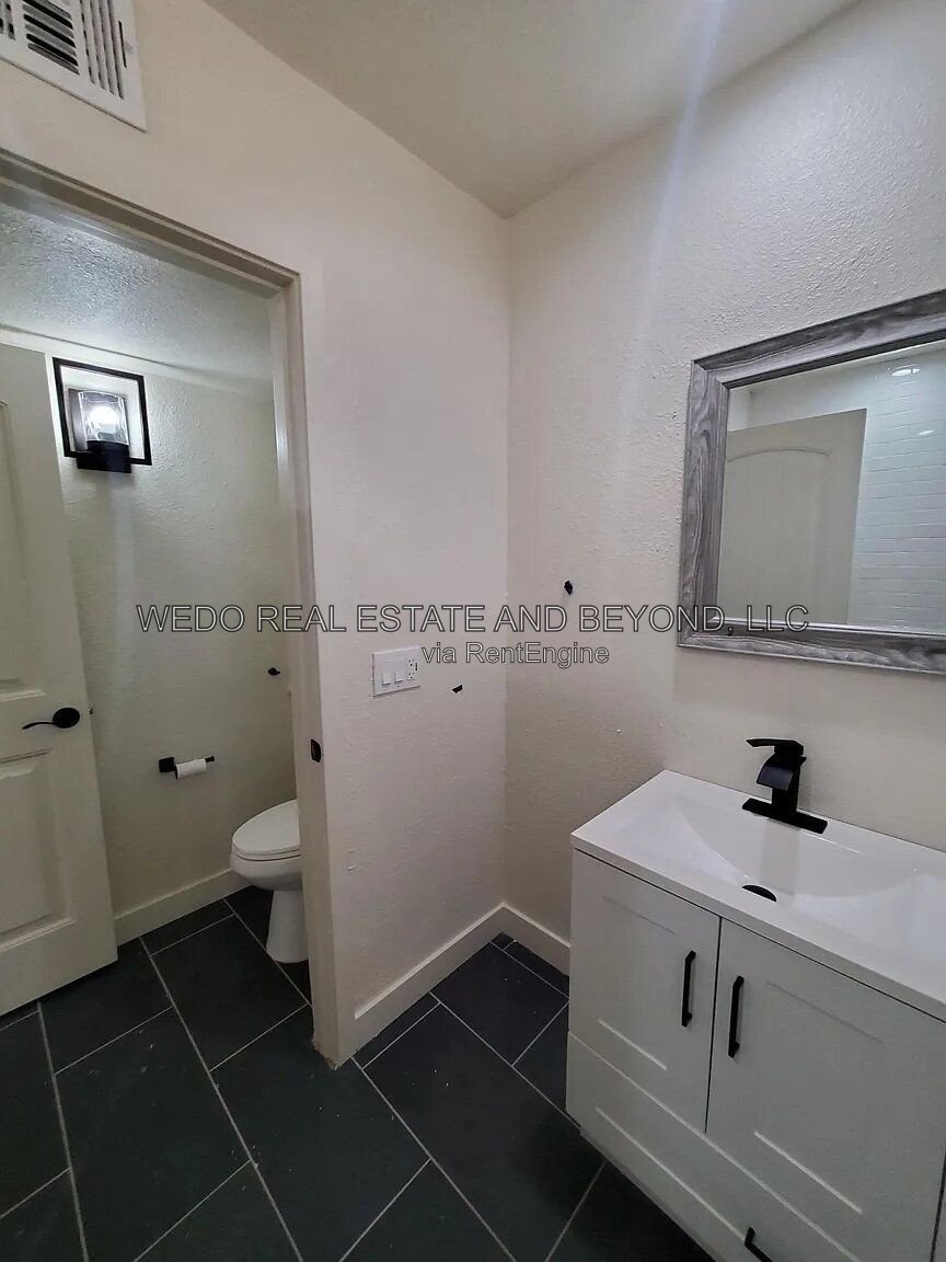 CHARMING 1-BEDROOM HOME NEAR DOWNTOWN GLENDALE property image