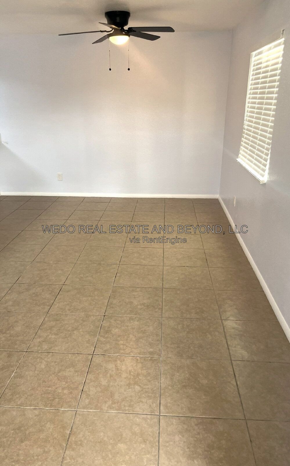 BEAUTIFULLY REMODELED 2-BEDROOM – NEW KITCHEN, QUARTZ COUNTERS & MORE! property image