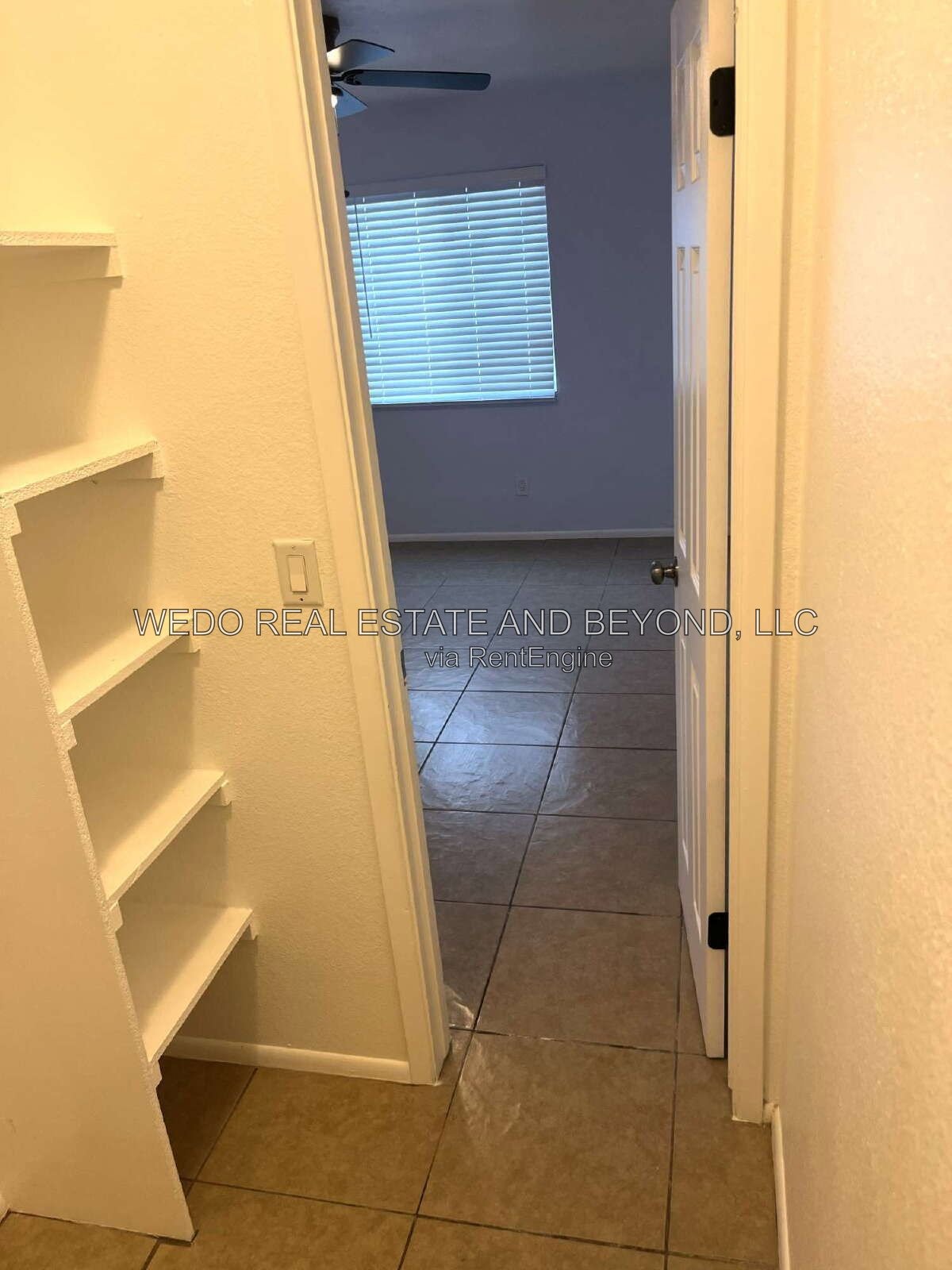BEAUTIFULLY REMODELED 2-BEDROOM – NEW KITCHEN, QUARTZ COUNTERS & MORE! property image