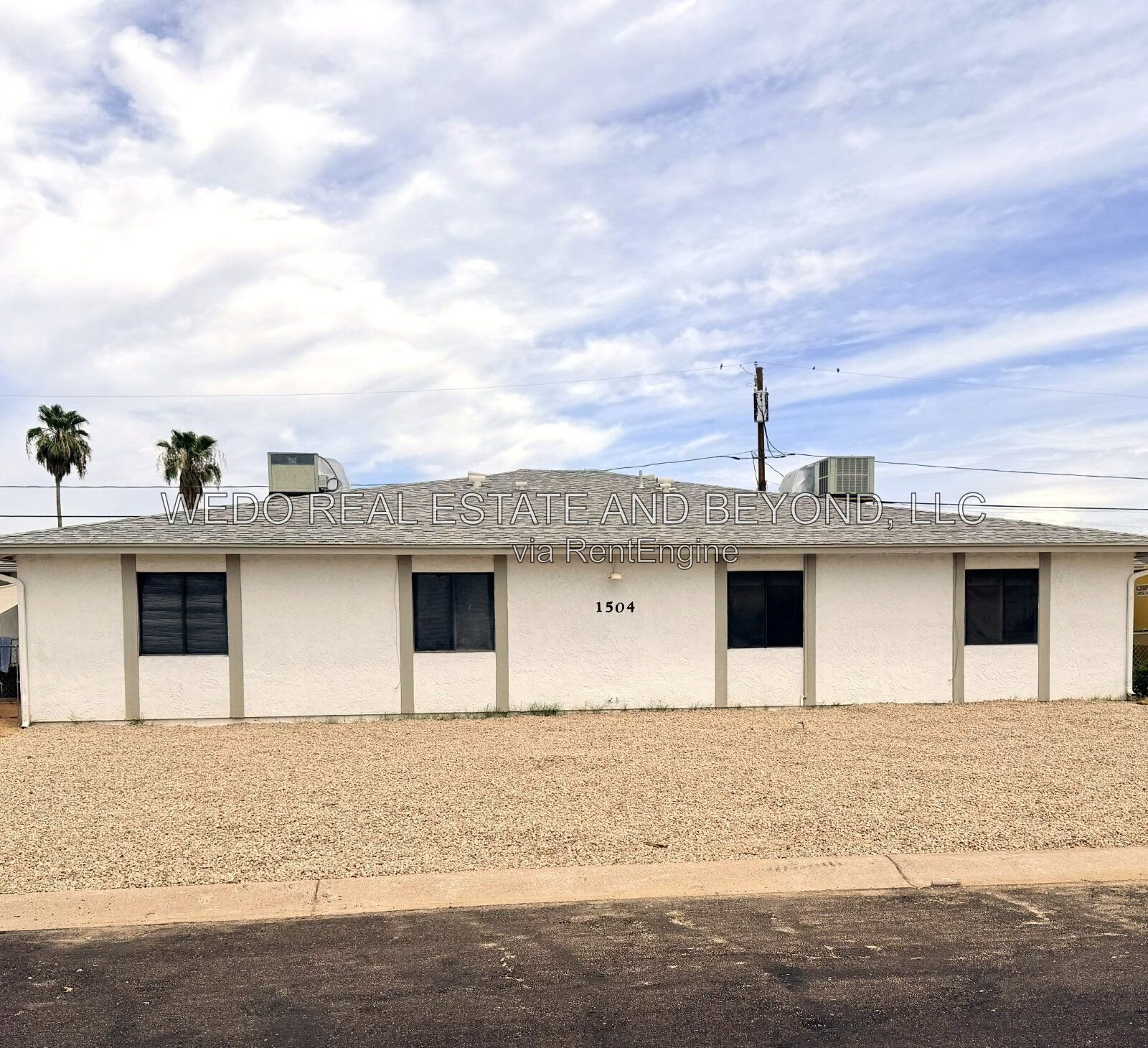 BEAUTIFULLY REMODELED 2-BEDROOM – NEW KITCHEN, QUARTZ COUNTERS & MORE! property image