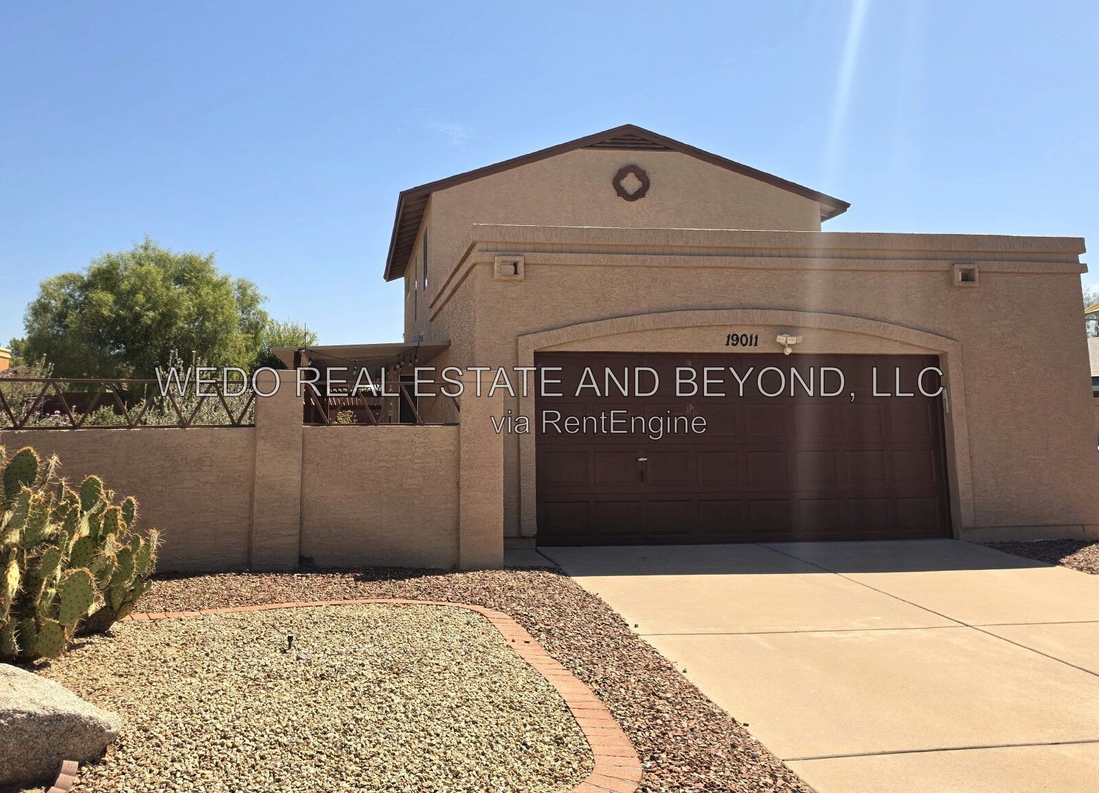 CUL-DE-SAC LIVING WITH A HUGE BACKYARD & SPACIOUS PATIO PARADISE VALLEY SCHOOL DISTRICT property image