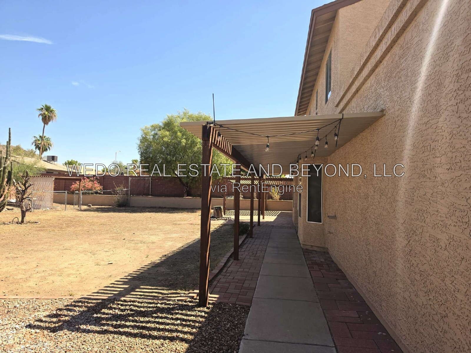 CUL-DE-SAC LIVING WITH A HUGE BACKYARD & SPACIOUS PATIO PARADISE VALLEY SCHOOL DISTRICT property image