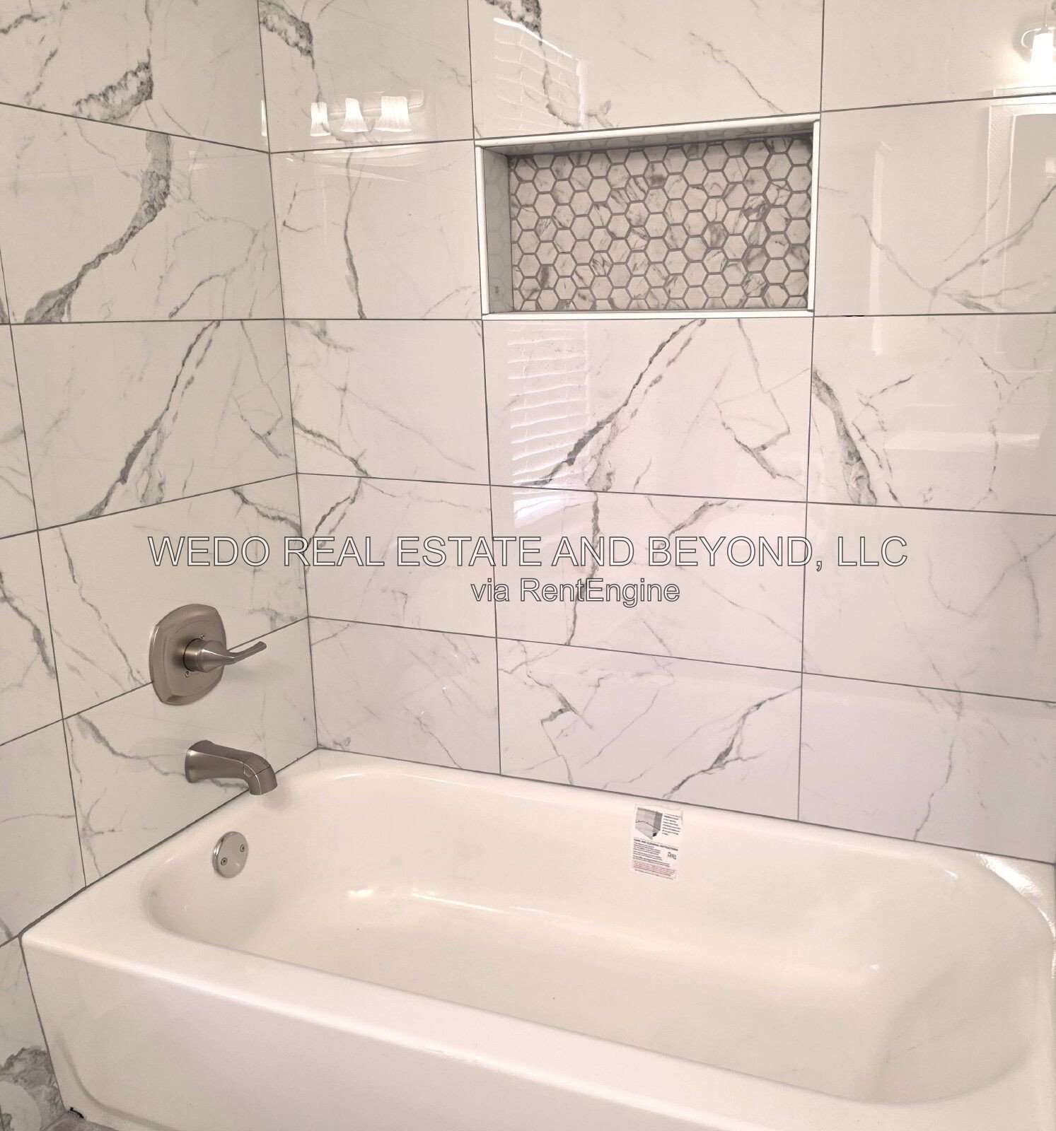 CUL-DE-SAC LIVING WITH A HUGE BACKYARD & SPACIOUS PATIO PARADISE VALLEY SCHOOL DISTRICT property image