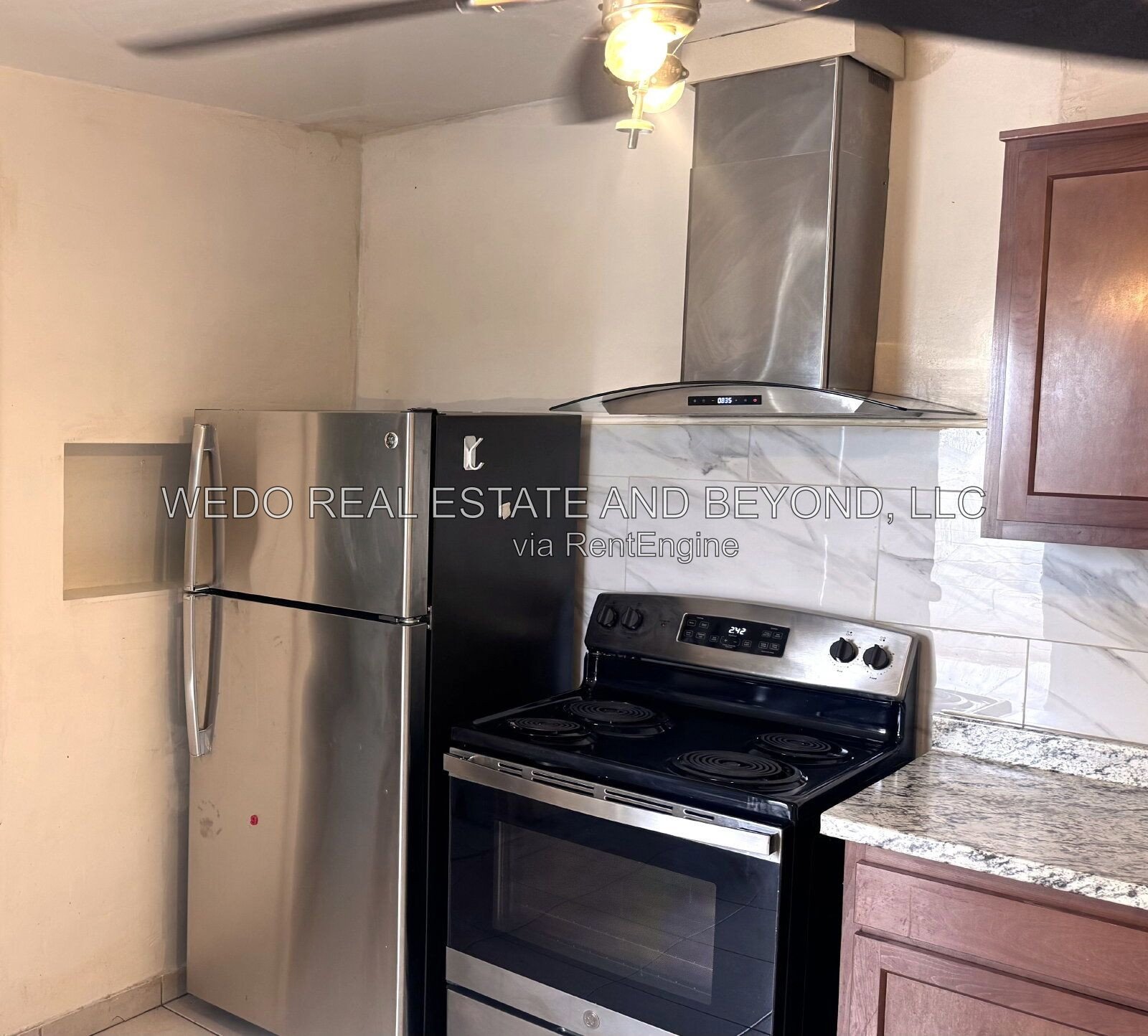SPACIOUS 1-BEDROOM WITH LARGE CLOSET & PRIVATE PORCH property image