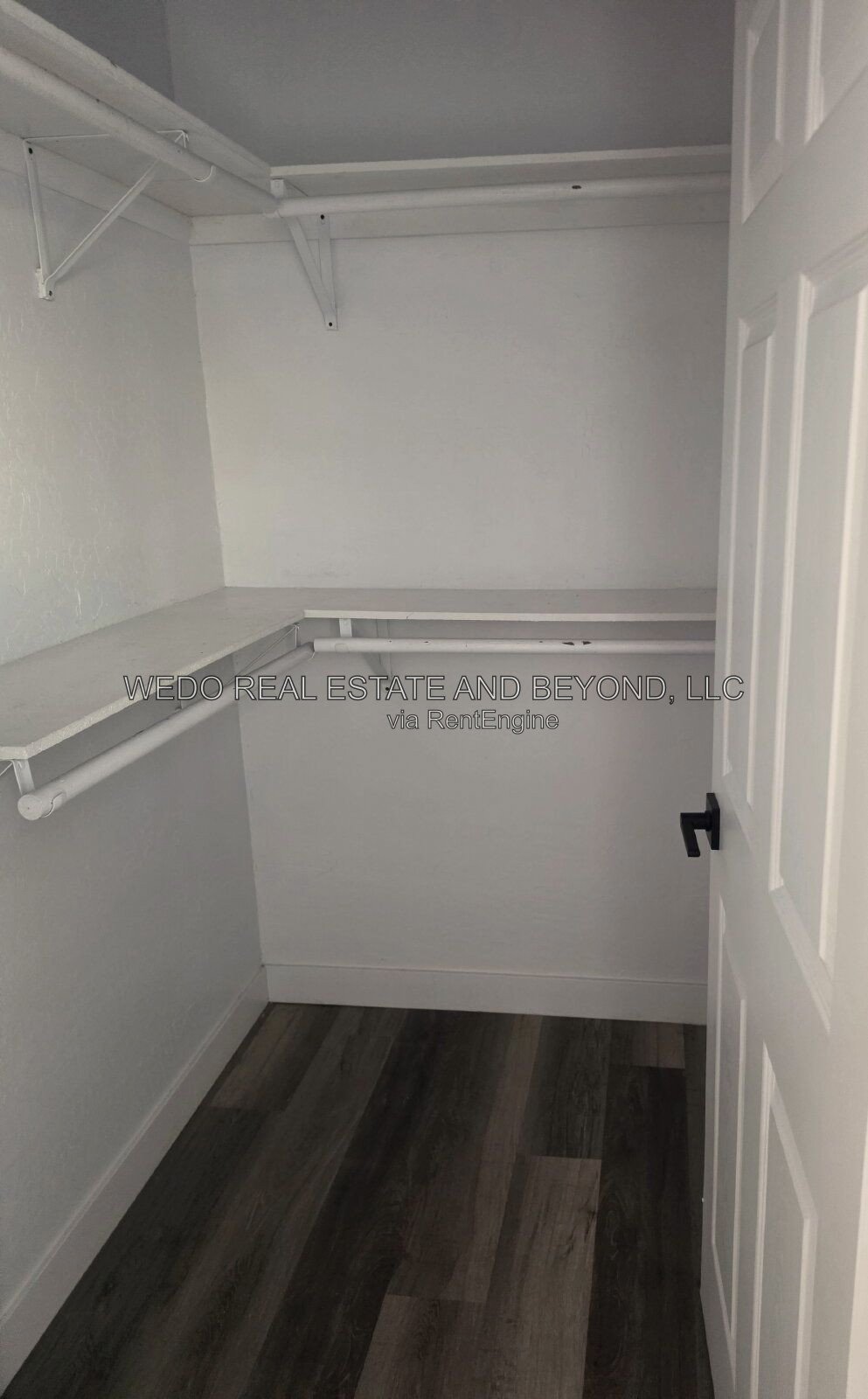 MOVE-IN READY 3 BED / 2 BATH – UPDATED, SPACIOUS & GREAT PHOENIX LOCATION! property image