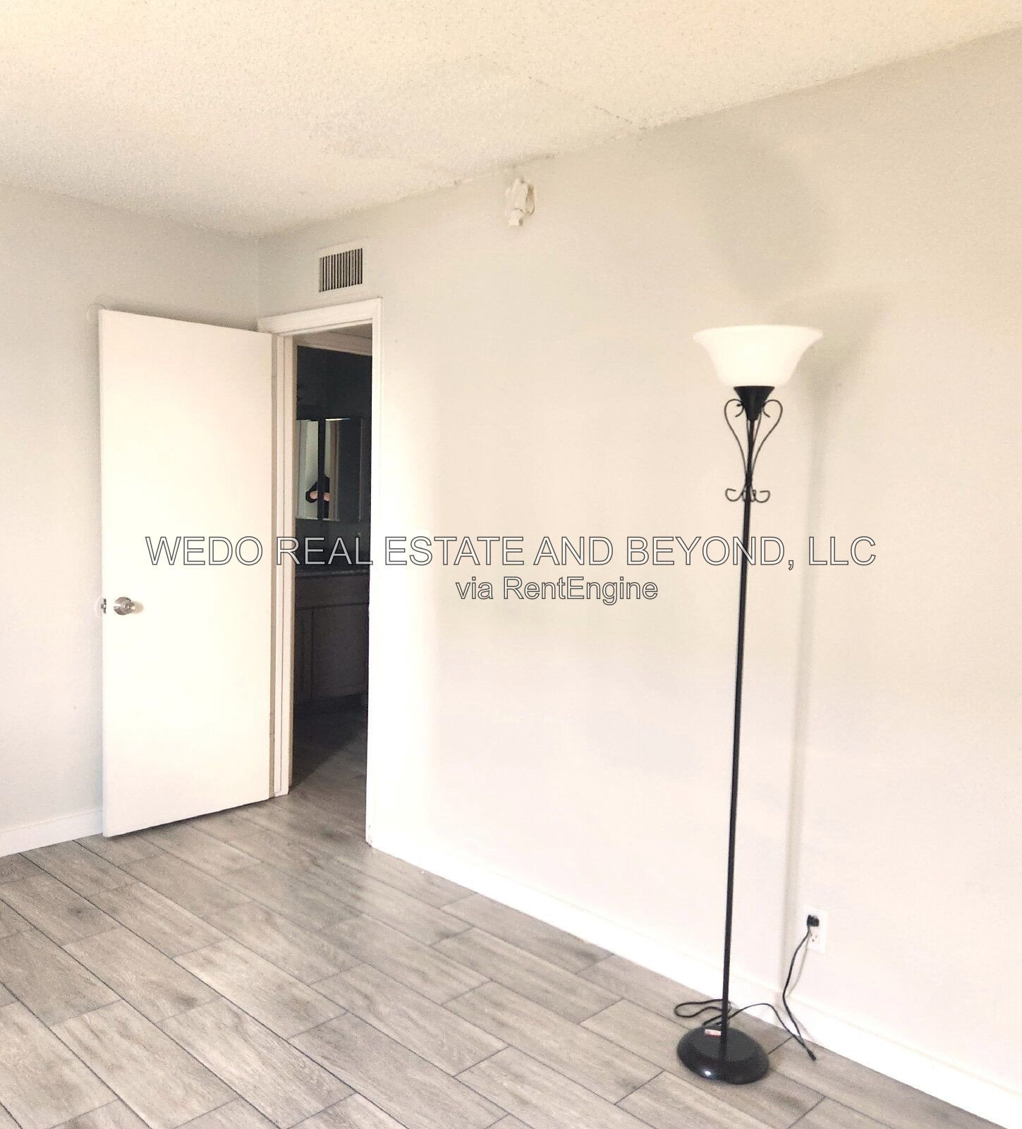 GCU Students Welcome! Updated 2-Bedroom Unit For Lease $200 GIFT CARD AFTER SUCCESSUL MOVE IN property image